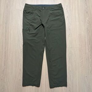 Patagonia Quandary Cargo Nylon Hiking Pants Mens 36 Olive Green Casual Outdoors